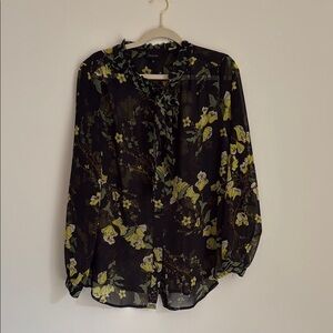 Who What Wear Black and Yellow Ruffled Blouse